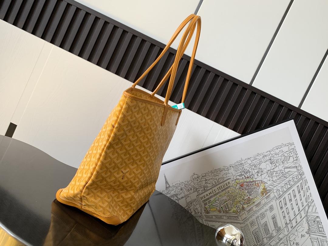 Artois MM Tote Bag In Yellow